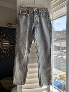 Sezane Le Brut Women’s Light Wash Gray Denim Jeans